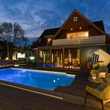 Ferienwohnung Haus Zum Seehund Mit Pool Und Fruehstuecksoption Bensersiel Extérieur photo
