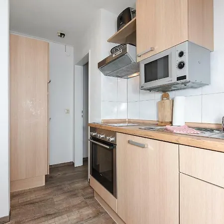 Ferienwohnung Haus Zum Seehund Mit Pool Und Fruehstuecksoption Bensersiel Extérieur photo