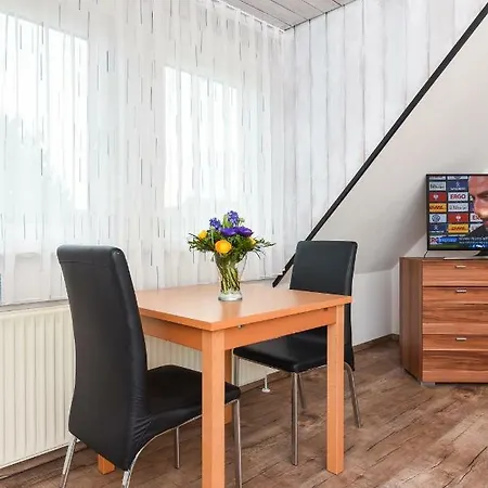 Ferienwohnung Haus Zum Seehund Mit Pool Und Fruehstuecksoption Bensersiel Extérieur photo