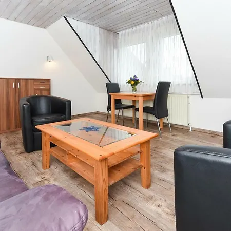Ferienwohnung Haus Zum Seehund Mit Pool Und Fruehstuecksoption Bensersiel Extérieur photo