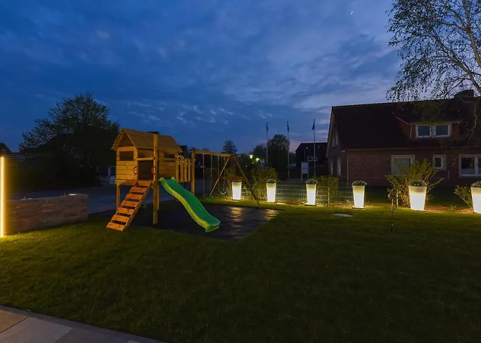 Ferienwohnung Haus Zum Seehund Mit Pool Und Fruehstuecksoption