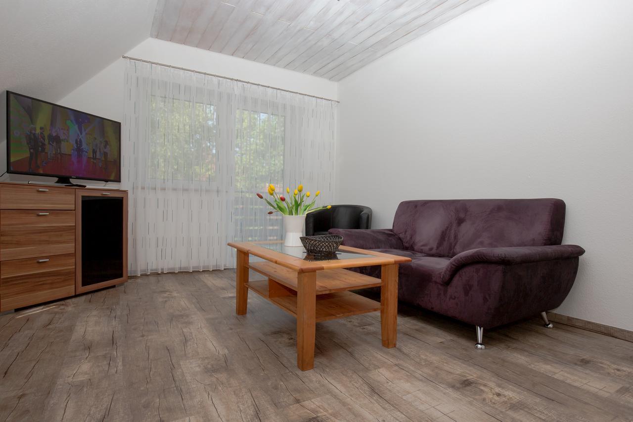 Haus Zum Seehund Mit Pool Und Fruehstuecksoption Apartment