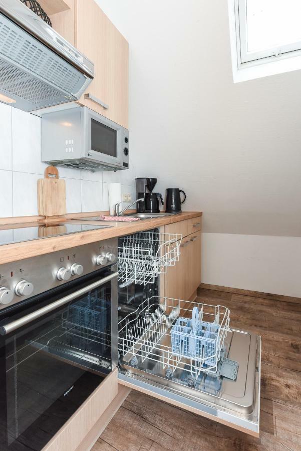 Apartment Haus Zum Seehund Mit Pool Und Fruehstuecksoption