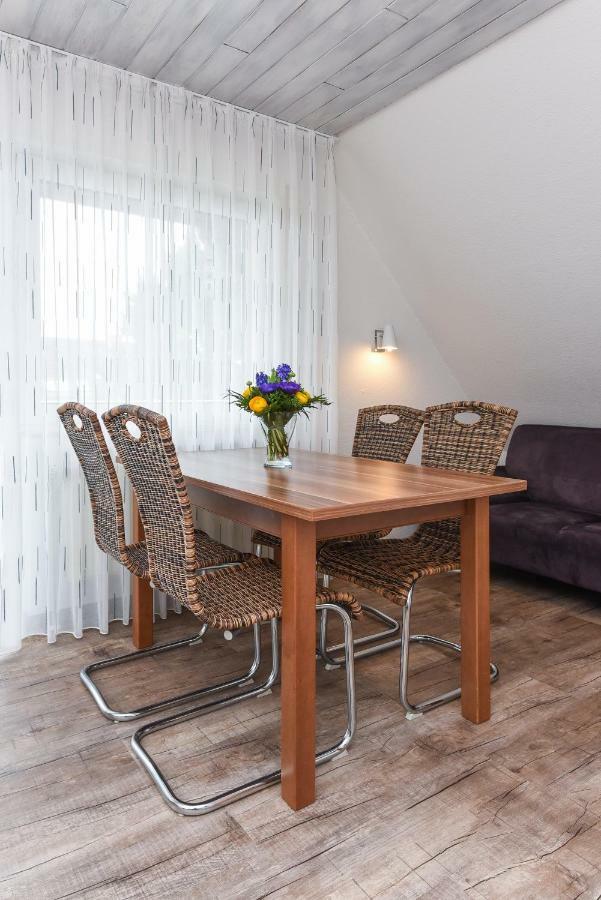 Haus Zum Seehund Mit Pool Und Fruehstuecksoption Apartment *